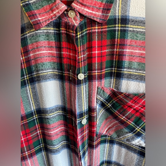 Woman’s Gap Button Up Shirt Size XL - Picture 3 of 5